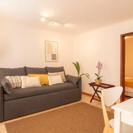 Apartman Charming & Peaceful Family Flat