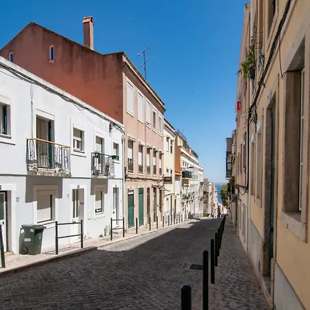 شقة Charming & Peaceful Family Flat *